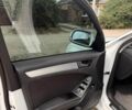 Білий Ауді А4, об'ємом двигуна 1.8 л та пробігом 194 тис. км за 10800 $, фото 6 на Automoto.ua