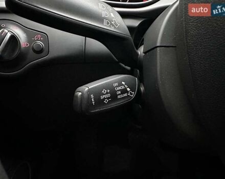 Белый Ауди А4, объемом двигателя 1.98 л и пробегом 169 тыс. км за 14000 $, фото 18 на Automoto.ua