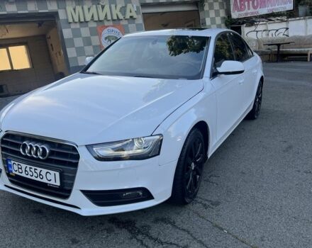 Білий Ауді А4, об'ємом двигуна 2 л та пробігом 23 тис. км за 11000 $, фото 4 на Automoto.ua