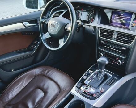 Ауді А4 2013 у Володимир-Волинський на Automoto.ua Білий Ауді А4, об'ємом двигуна 1.98 л та пробігом 225 тис. км за 12490 $, фото 5 на Automoto.ua