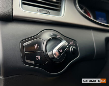 Белый Ауди А4, объемом двигателя 2 л и пробегом 280 тыс. км за 10600 $, фото 15 на Automoto.ua