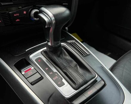 Білий Ауді А4, об'ємом двигуна 2 л та пробігом 171 тис. км за 11800 $, фото 17 на Automoto.ua