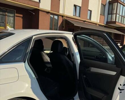 Білий Ауді А4, об'ємом двигуна 1.98 л та пробігом 175 тис. км за 11700 $, фото 7 на Automoto.ua