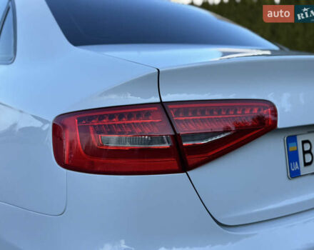 Белый Ауди А4, объемом двигателя 2 л и пробегом 200 тыс. км за 13800 $, фото 16 на Automoto.ua