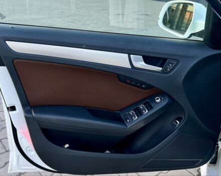 Ауді А4 2013 у Володимир-Волинський на Automoto.ua Білий Ауді А4, об'ємом двигуна 1.98 л та пробігом 225 тис. км за 12490 $, фото 3 на Automoto.ua