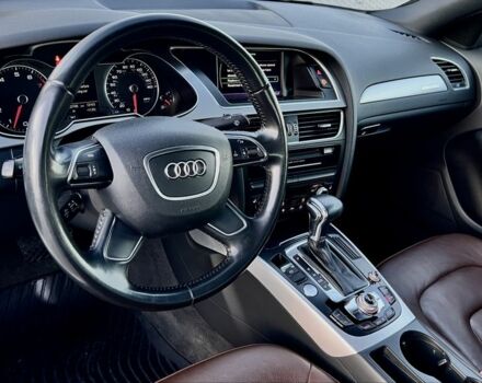 Ауді А4 2013 у Володимир-Волинський на Automoto.ua Білий Ауді А4, об'ємом двигуна 1.98 л та пробігом 225 тис. км за 12490 $, фото 1 на Automoto.ua