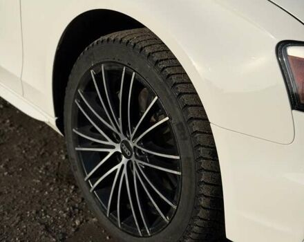 Білий Ауді А4, об'ємом двигуна 1.98 л та пробігом 206 тис. км за 13600 $, фото 10 на Automoto.ua