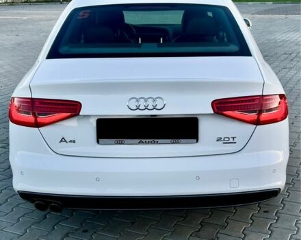 Ауді А4 2013 у Володимир-Волинський на Automoto.ua Білий Ауді А4, об'ємом двигуна 1.98 л та пробігом 225 тис. км за 12490 $, фото 10 на Automoto.ua