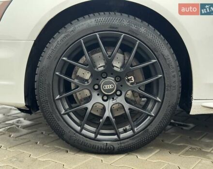 Белый Ауди А4, объемом двигателя 2 л и пробегом 228 тыс. км за 13500 $, фото 2 на Automoto.ua