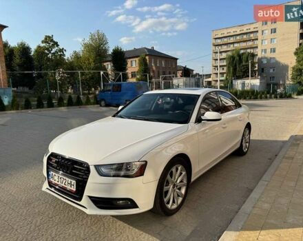 Білий Ауді А4, об'ємом двигуна 1.98 л та пробігом 175 тис. км за 11700 $, фото 4 на Automoto.ua