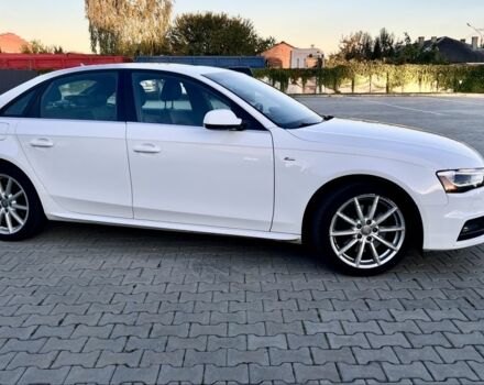 Ауді А4 2013 у Володимир-Волинський на Automoto.ua Білий Ауді А4, об'ємом двигуна 1.98 л та пробігом 225 тис. км за 12490 $, фото 14 на Automoto.ua