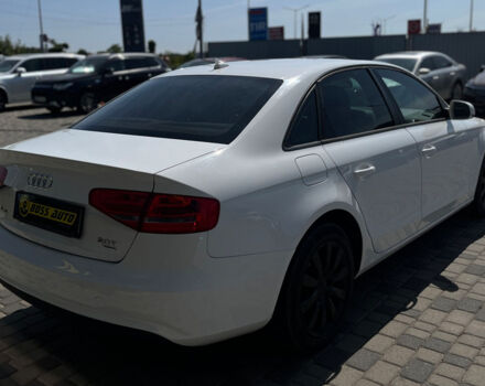 Белый Ауди А4, объемом двигателя 2 л и пробегом 152 тыс. км за 12800 $, фото 6 на Automoto.ua