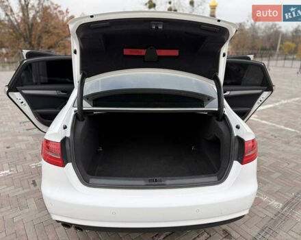 Білий Ауді А4, об'ємом двигуна 1.98 л та пробігом 258 тис. км за 15000 $, фото 20 на Automoto.ua