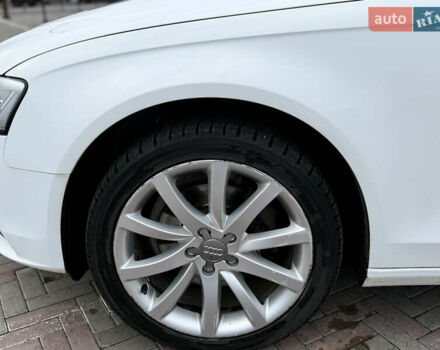 Білий Ауді А4, об'ємом двигуна 1.98 л та пробігом 258 тис. км за 15000 $, фото 4 на Automoto.ua