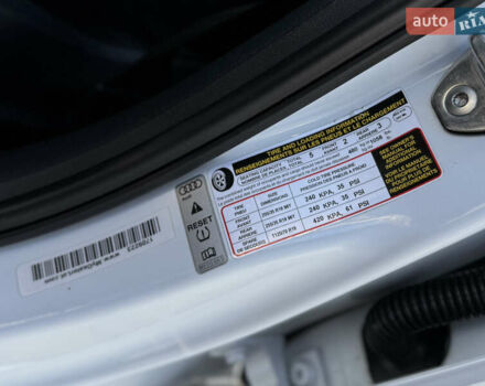 Белый Ауди А4, объемом двигателя 2 л и пробегом 200 тыс. км за 13800 $, фото 38 на Automoto.ua