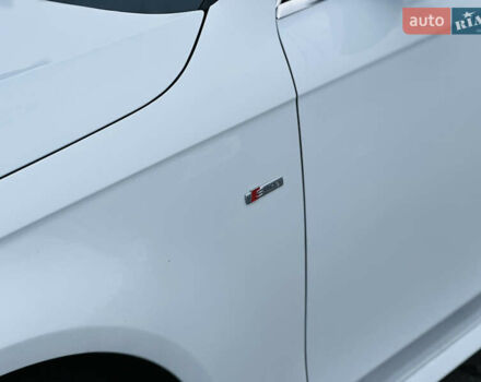 Белый Ауди А4, объемом двигателя 2 л и пробегом 250 тыс. км за 11499 $, фото 3 на Automoto.ua