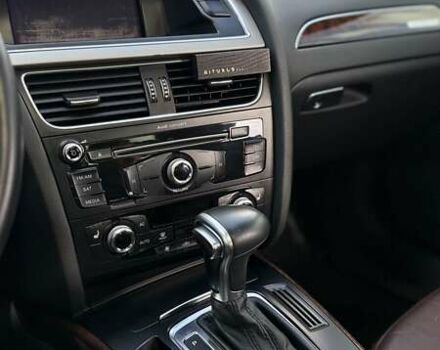 Белый Ауди А4, объемом двигателя 1.98 л и пробегом 150 тыс. км за 13000 $, фото 24 на Automoto.ua