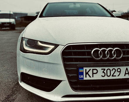 Ауди А4 2013 в Запорожье на Automoto.ua Белый Ауди А4, объемом двигателя 1.97 л и пробегом 119 тыс. км за 17000 $, фото 2 на Automoto.ua