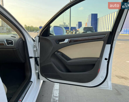 Белый Ауди А4, объемом двигателя 1.98 л и пробегом 192 тыс. км за 11500 $, фото 15 на Automoto.ua