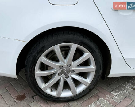 Білий Ауді А4, об'ємом двигуна 1.98 л та пробігом 258 тис. км за 15000 $, фото 9 на Automoto.ua