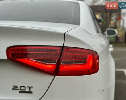 Белый Ауди А4, объемом двигателя 1.98 л и пробегом 159 тыс. км за 9999 $, фото 11 на Automoto.ua