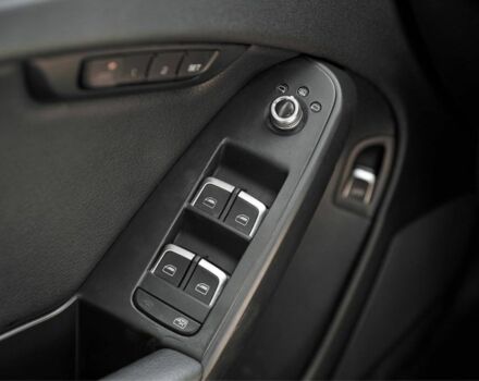 Білий Ауді А4, об'ємом двигуна 2 л та пробігом 154 тис. км за 14300 $, фото 9 на Automoto.ua