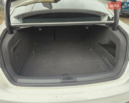 Белый Ауди А4, объемом двигателя 2 л и пробегом 198 тыс. км за 12050 $, фото 44 на Automoto.ua