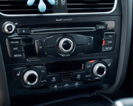 Білий Ауді А4, об'ємом двигуна 2 л та пробігом 154 тис. км за 14300 $, фото 7 на Automoto.ua