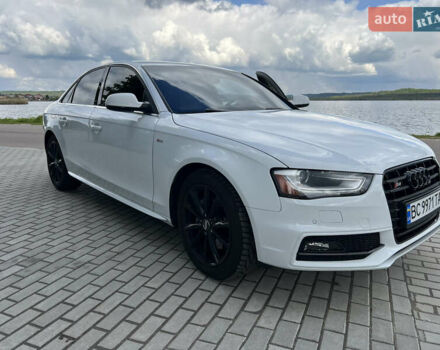 Ауди А4 2014 в Львове на Automoto.ua Белый Ауди А4, объемом двигателя 2 л и пробегом 113 тыс. км за 14450 $, фото 9 на Automoto.ua