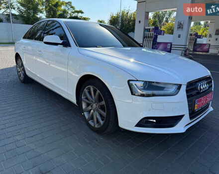 Білий Ауді А4, об'ємом двигуна 2 л та пробігом 155 тис. км за 14500 $, фото 6 на Automoto.ua