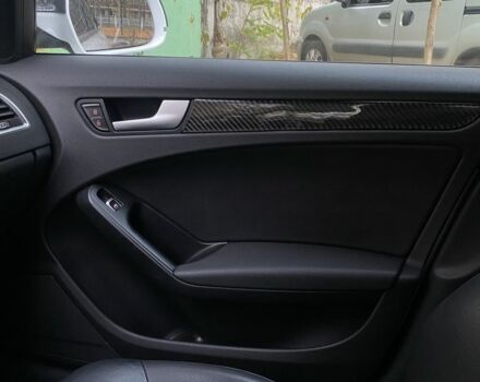 Білий Ауді А4, об'ємом двигуна 2 л та пробігом 272 тис. км за 10500 $, фото 7 на Automoto.ua