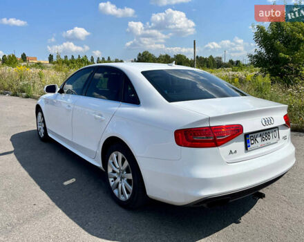 Белый Ауди А4, объемом двигателя 1.98 л и пробегом 230 тыс. км за 12400 $, фото 6 на Automoto.ua