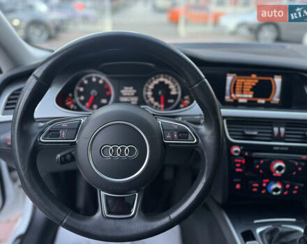 Білий Ауді А4, об'ємом двигуна 1.98 л та пробігом 102 тис. км за 11000 $, фото 27 на Automoto.ua