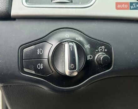 Ауді А4 2014 у Києві на Automoto.ua Білий Ауді А4, об'ємом двигуна 1.98 л та пробігом 155 тис. км за 14990 $, фото 23 на Automoto.ua