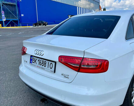 Белый Ауди А4, объемом двигателя 1.98 л и пробегом 230 тыс. км за 12400 $, фото 7 на Automoto.ua