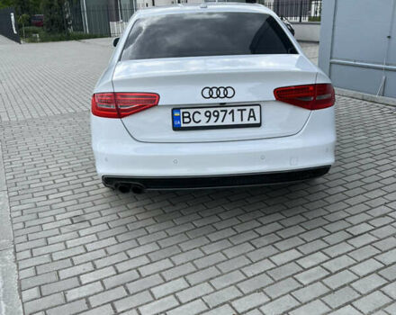 Ауди А4 2014 в Львове на Automoto.ua Белый Ауди А4, объемом двигателя 2 л и пробегом 113 тыс. км за 14450 $, фото 7 на Automoto.ua