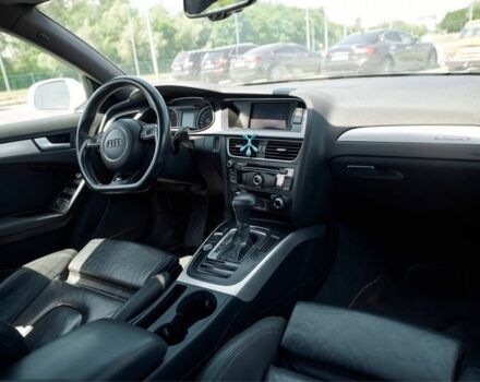 Білий Ауді А4, об'ємом двигуна 2 л та пробігом 154 тис. км за 14300 $, фото 4 на Automoto.ua