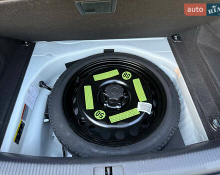 Білий Ауді А4, об'ємом двигуна 2 л та пробігом 155 тис. км за 14500 $, фото 32 на Automoto.ua