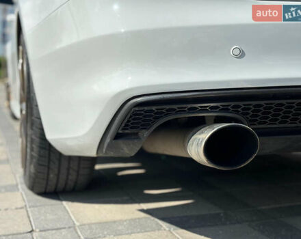 Білий Ауді А4, об'ємом двигуна 1.98 л та пробігом 272 тис. км за 15000 $, фото 43 на Automoto.ua