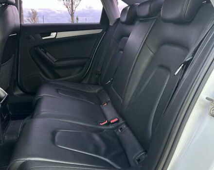 Білий Ауді А4, об'ємом двигуна 1.97 л та пробігом 136 тис. км за 14400 $, фото 17 на Automoto.ua