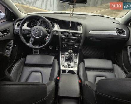 Белый Ауди А4, объемом двигателя 2 л и пробегом 198 тыс. км за 12050 $, фото 30 на Automoto.ua