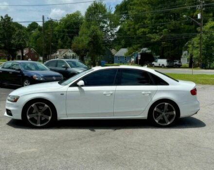 Белый Ауди А4, объемом двигателя 2 л и пробегом 81 тыс. км за 3500 $, фото 2 на Automoto.ua