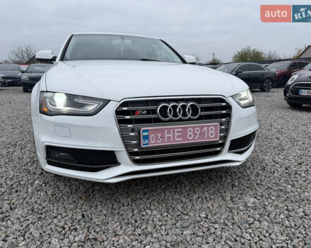 Белый Ауди А4, объемом двигателя 2 л и пробегом 188 тыс. км за 12999 $, фото 6 на Automoto.ua