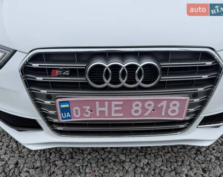 Белый Ауди А4, объемом двигателя 2 л и пробегом 188 тыс. км за 12999 $, фото 22 на Automoto.ua