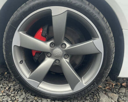 Белый Ауди А4, объемом двигателя 2 л и пробегом 160 тыс. км за 13500 $, фото 18 на Automoto.ua