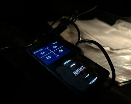 Білий Ауді А4, об'ємом двигуна 1.98 л та пробігом 272 тис. км за 15000 $, фото 23 на Automoto.ua