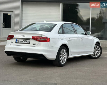 Білий Ауді А4, об'ємом двигуна 1.98 л та пробігом 100 тис. км за 14200 $, фото 7 на Automoto.ua