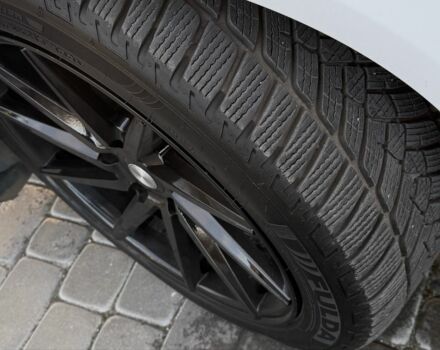 Білий Ауді А4, об'ємом двигуна 2 л та пробігом 238 тис. км за 14000 $, фото 2 на Automoto.ua