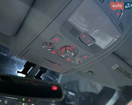 Білий Ауді А4, об'ємом двигуна 1.98 л та пробігом 272 тис. км за 15000 $, фото 28 на Automoto.ua