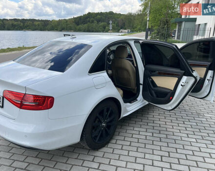 Ауди А4 2014 в Львове на Automoto.ua Белый Ауди А4, объемом двигателя 2 л и пробегом 113 тыс. км за 14450 $, фото 10 на Automoto.ua
